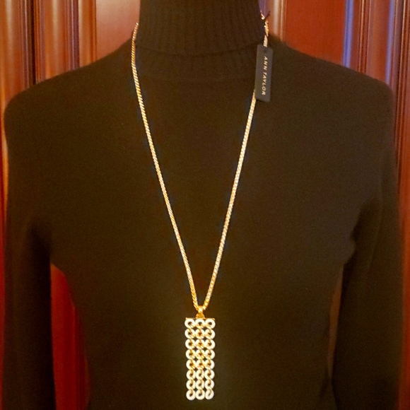 NWT Ann Taylor Linked Metal Pendant - Picture 2 of 6